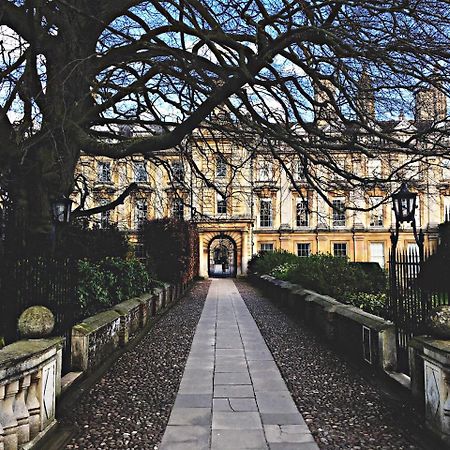 The Lion Hotel Buckden  Bagian luar foto