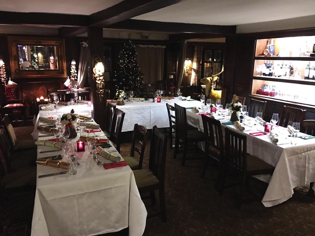 The Lion Hotel Buckden  Bagian luar foto