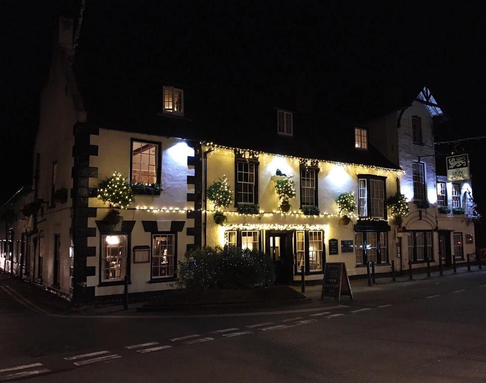 The Lion Hotel Buckden  Bagian luar foto