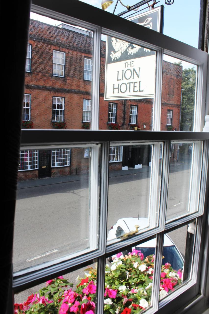 The Lion Hotel Buckden  Bagian luar foto